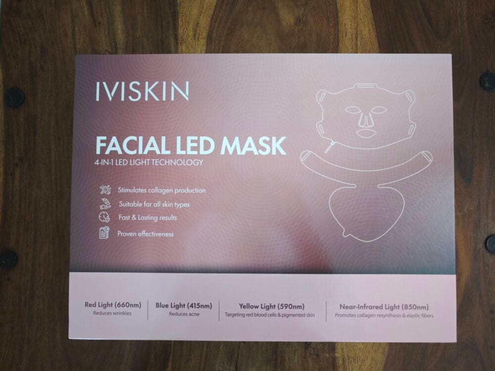 IVISKIN LED-maske inden den er pakket ud